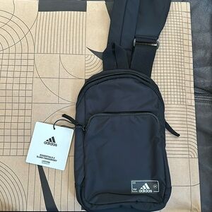 New with tags Adidas sling crossbody black